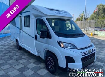 Foto Giottiline Compact Cx 64 Premiere Edition Cambio Automatico N Camper  Parzialmente Integrato Nuovo