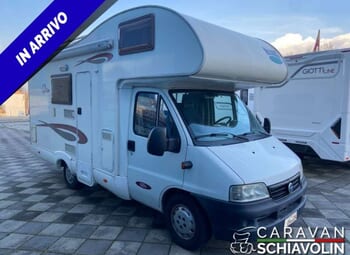 Foto Mc Louis 430 Vv Camper  Mansardato Usato