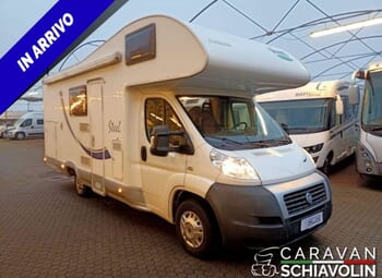 Foto Mc Louis Steel 435 Camper  Mansardato Usato