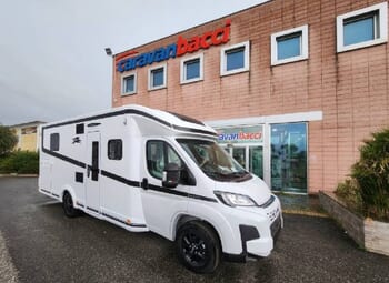 Foto Laika Kosmo L 412 Ds Camper  Parzialmente Integrato Nuovo