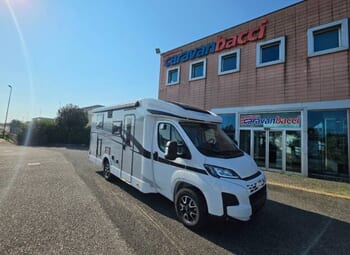 Foto Mc Louis Mc4 365 Camper  Parzialmente Integrato Nuovo