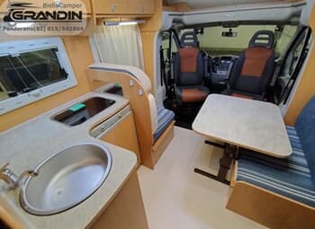 Mobilvetta Semintegrale Miller  6.3 Metri Compatto Camper  Parzialmente Integrato Usato - foto 18