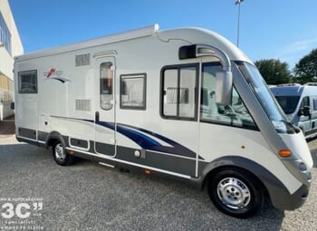 Carthago Chic I 47 Camper  Motorhome Usato