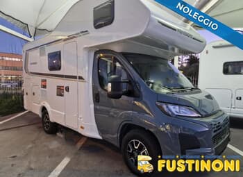 Weinsberg Carahome 600 Dkg  2025  Noleggio 6 Posti Camper  Mansardato Usato