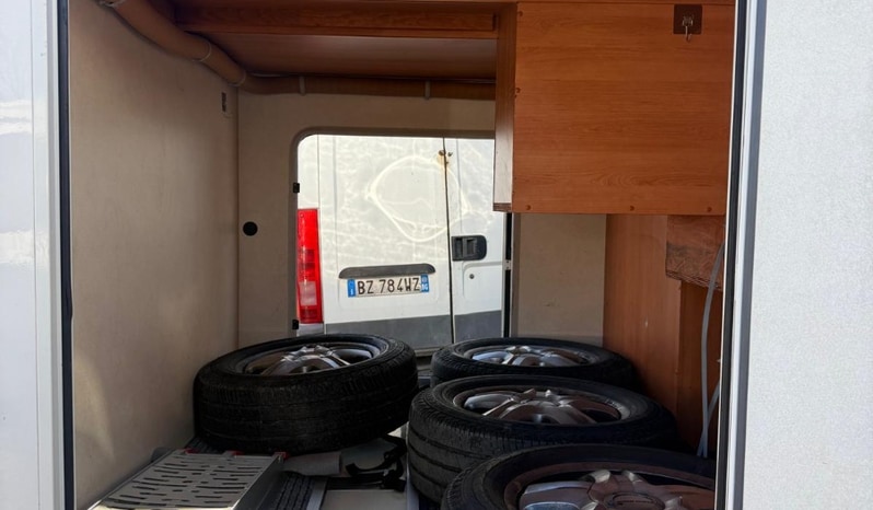 Motorhome Eura Mobil Terrestra I 700 EB usato - foto 19
