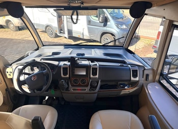 Motorhome Eura Mobil Terrestra I 700 EB usato - foto 15