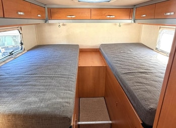 Motorhome Eura Mobil Terrestra I 700 EB usato - foto 9